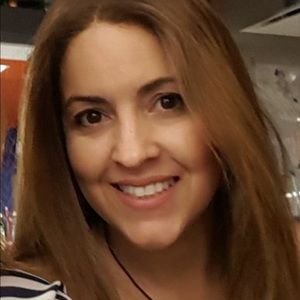 Meet your Posher, Iris